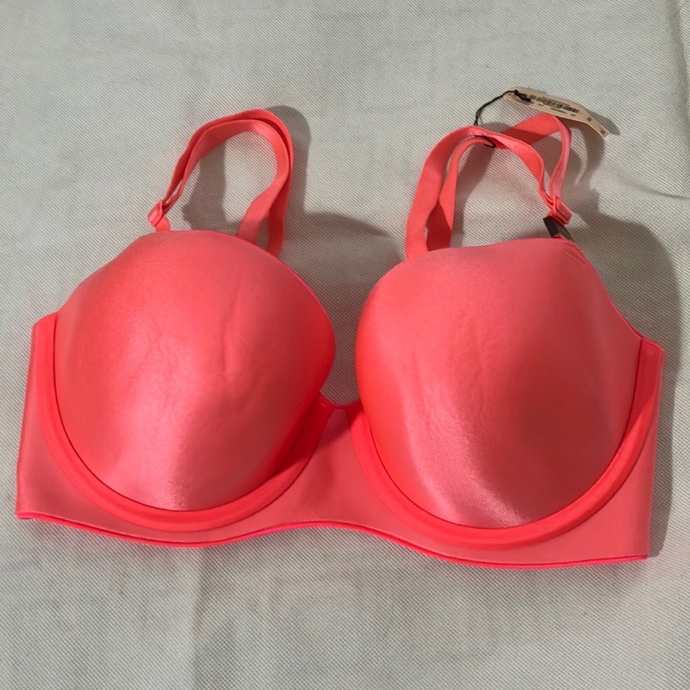 32DD Victoria's Secret Bra